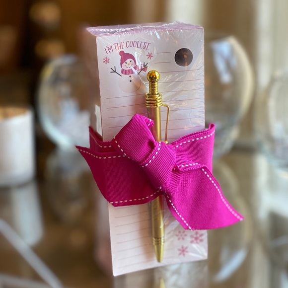NWT CHARMING CHARLIE NOTEPAD & PEN GIFT SET - Picture 1 of 5